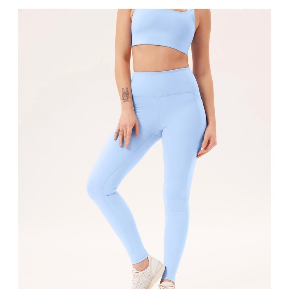 Brand New: Girlfriend Droplet Compressive Pocket Leggings